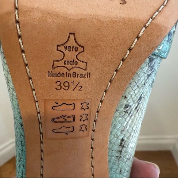 Alice + Olivia Dina Turquoise Snakeskin Heels Size 39.5 - Picture 6 of 7